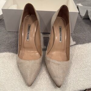 Manolo Blahnik Silver Fabric BB Pumps 3.5” heel with original box and dust bag